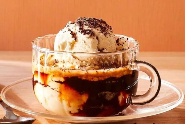 AFFOGATO